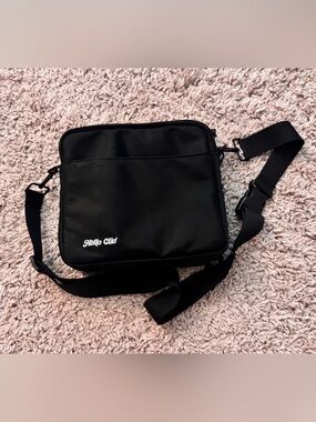 Hello Clio Triple Scoop Book/eReader Bag